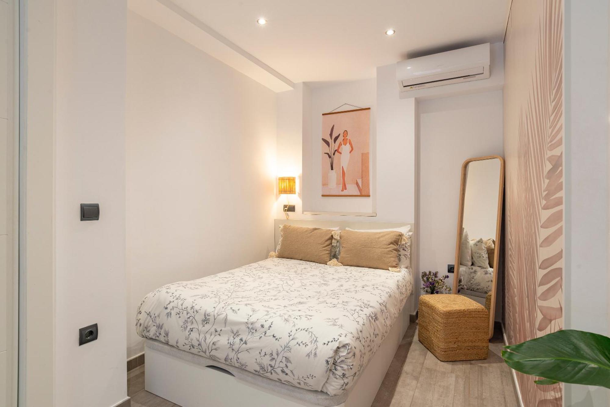 Andres Perez & Quiet Courtyard By Ele Apartments Malaga Ngoại thất bức ảnh
